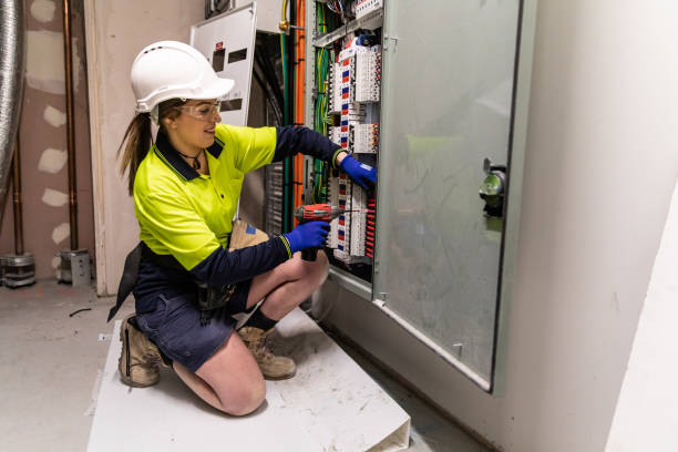 Best Licensed Electrician  in Garden City, MO